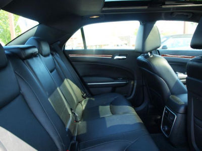 2012 Chrysler 300  Limited