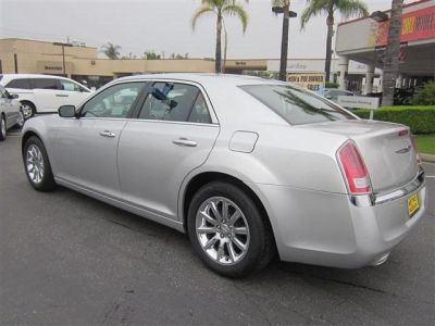 2012 Chrysler 300  Limited