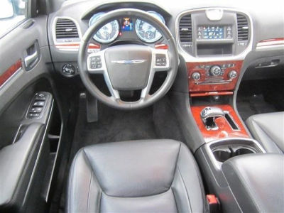 2012 Chrysler 300  Limited