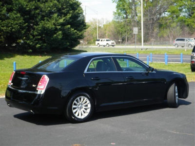 2013 Chrysler 300  Base