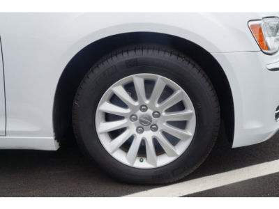 2013 Chrysler 300 Base