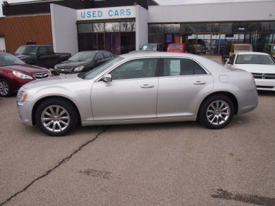 2012 Chrysler 300 Limited