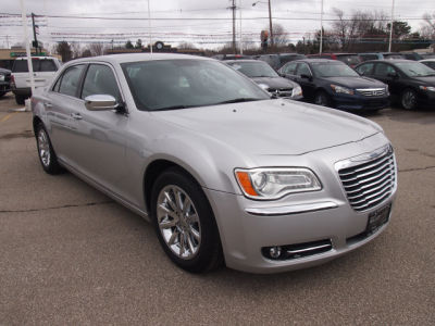 2012 Chrysler 300 Limited