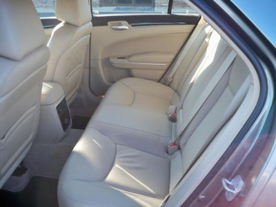 2012 Chrysler 300 Limited
