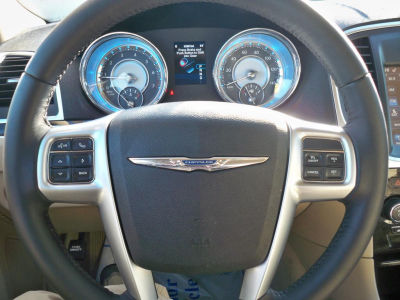 2012 Chrysler 300 Limited