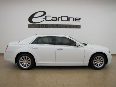 2011 Chrysler 300  Limited
