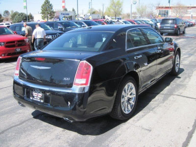 2011 Chrysler 300  Limited
