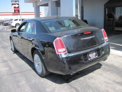 2011 Chrysler 300  Limited