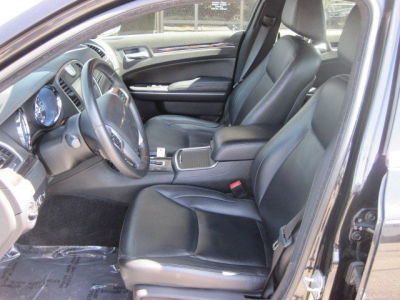 2011 Chrysler 300  Limited