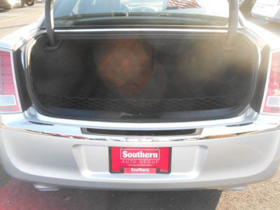 2012 Chrysler 300 Limited