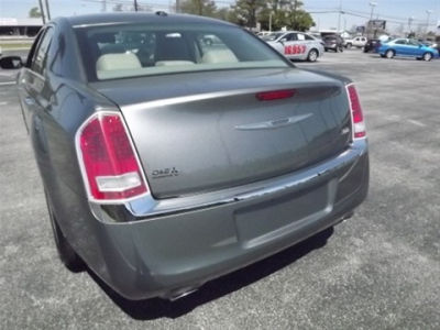 2012 Chrysler 300  Limited