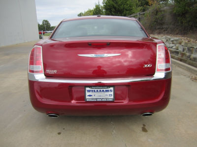 2012 Chrysler 300 Limited