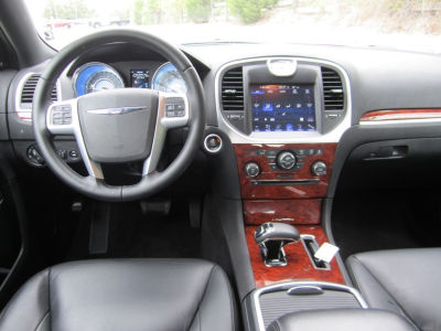 2012 Chrysler 300 Limited