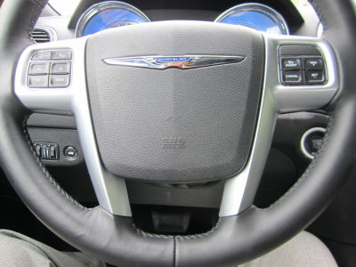 2012 Chrysler 300 Limited