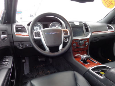 2012 Chrysler 300  Limited