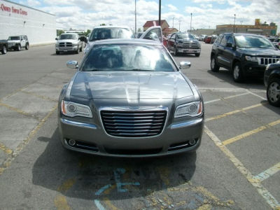 2012 Chrysler 300  Limited