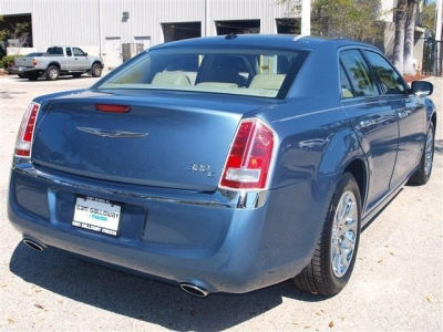 2011 Chrysler 300  300C