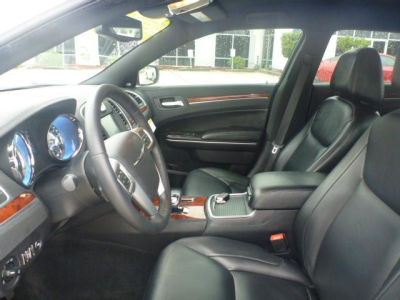 2012 Chrysler 300  Limited
