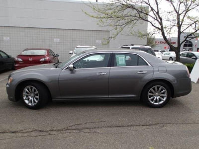 2012 Chrysler 300  Limited