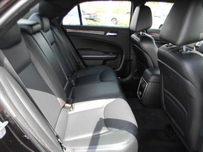 2012 Chrysler 300  Limited