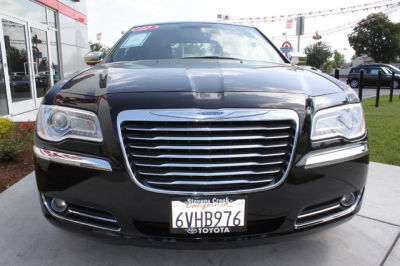 2012 Chrysler 300  Limited