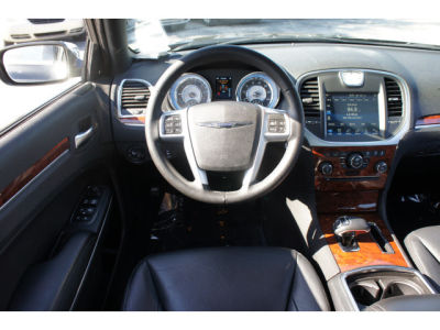 2012 Chrysler 300  Limited