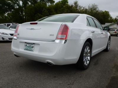 2011 Chrysler 300 Limited