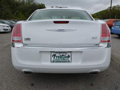 2011 Chrysler 300 Limited