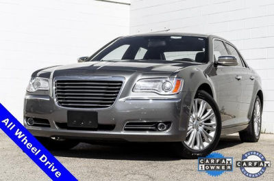 2012 Chrysler 300  Limited