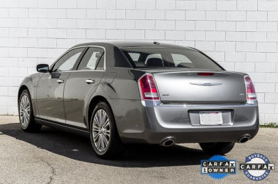 2012 Chrysler 300  Limited