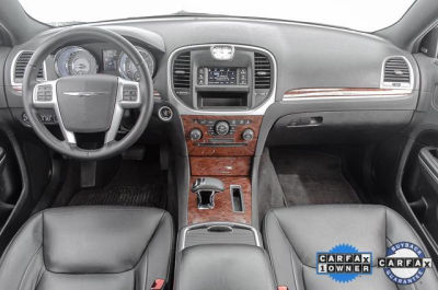 2012 Chrysler 300  Limited