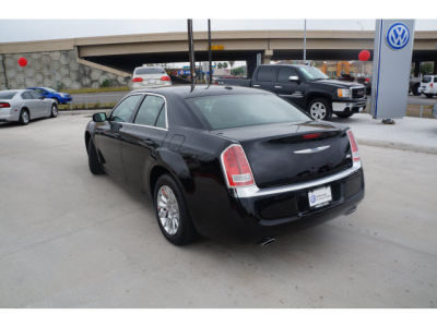 2013 Chrysler 300 Base