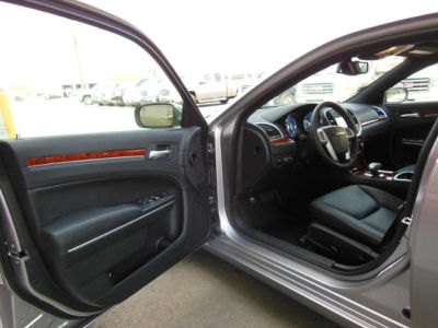 2013 Chrysler 300 Base