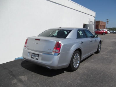 2012 Chrysler 300  Limited