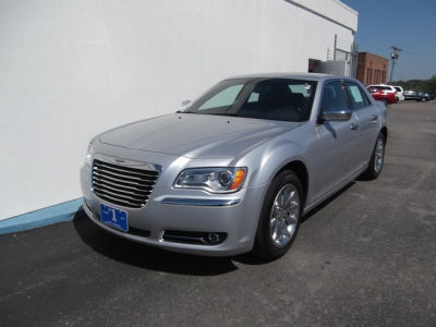 2012 Chrysler 300  Limited
