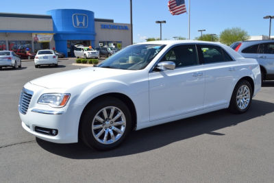 2012 Chrysler 300 Limited