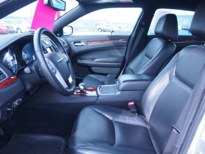 2012 Chrysler 300  Limited
