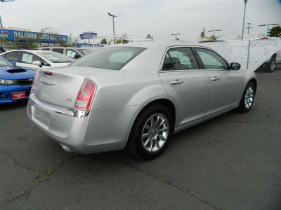 2012 Chrysler 300 Limited