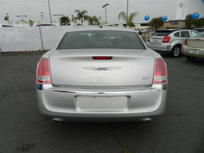 2012 Chrysler 300 Limited
