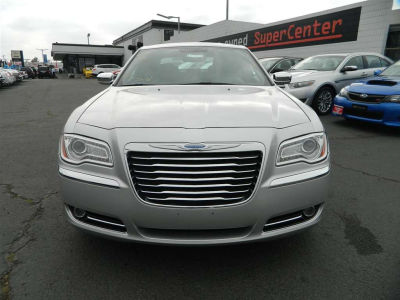 2012 Chrysler 300 Limited