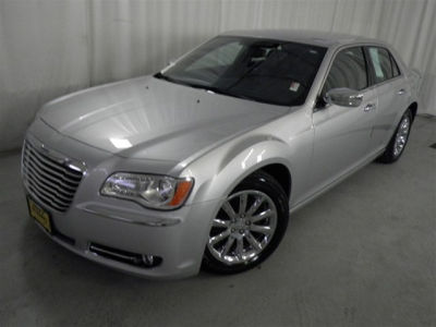 2012 Chrysler 300  Limited