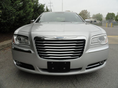 2012 Chrysler 300  Limited