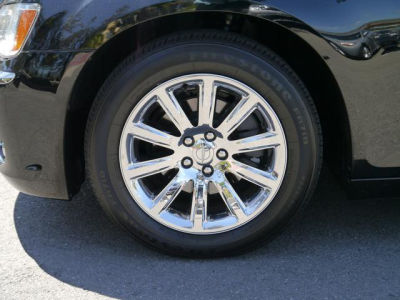 2012 Chrysler 300 Limited