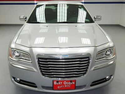 2012 Chrysler 300  Limited