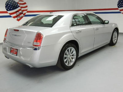 2012 Chrysler 300  Limited
