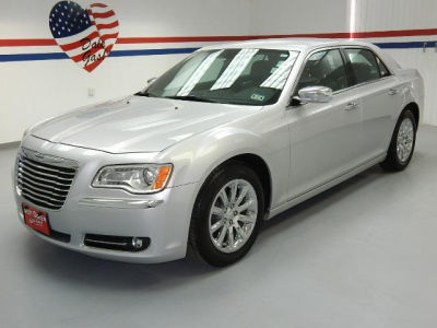 2012 Chrysler 300  Limited