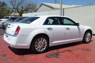 2012 Chrysler 300 Limited