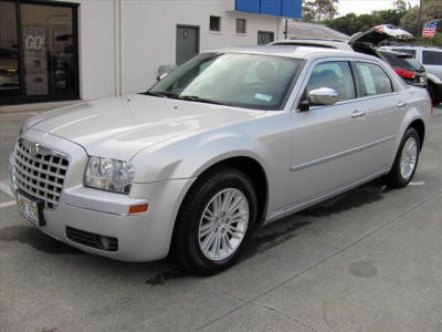 2010 Chrysler 300  Touring