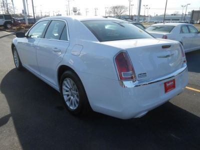 2013 Chrysler 300  Base
