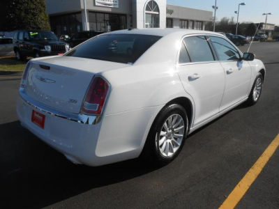2013 Chrysler 300  Base